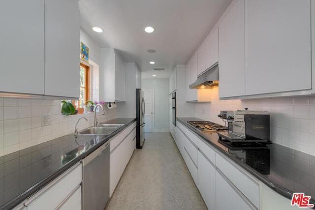 property at 4111 Allott Ave