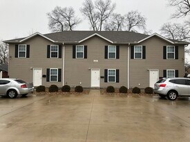 217 N Henderson Ave in Cape Girardeau, MO - Building Photo