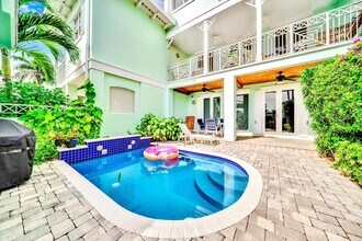 138 Marine Way in Delray Beach, FL - Foto de edificio - Building Photo