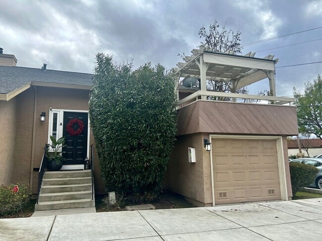 property at 2128 Canoas Garden Ave