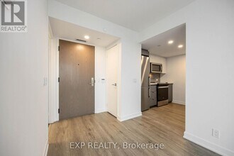 30 Tretti Wy in Toronto, ON - Building Photo - Building Photo