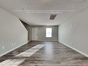 6110 Sid Crane Dr in Charlotte, NC - Foto de edificio - Building Photo