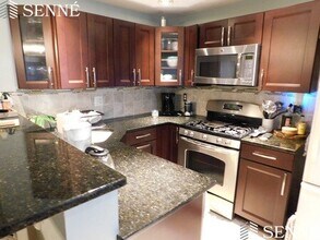 12 Fiske Ave, Unit 1 in Somerville, MA - Building Photo - Building Photo