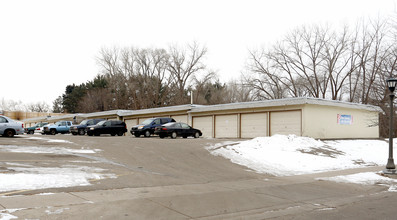 Hudson Terrace Apartments in St. Paul, MN - Building Photo - Building Photo