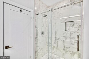 1710 N 25th St in Philadelphia, PA - Building Photo
