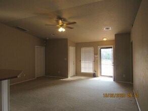 205 SE Heather Ln in Lawton, OK - Building Photo - Building Photo