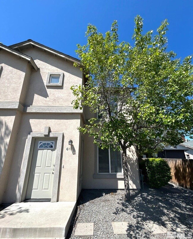 property at 412 10th St
