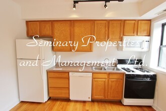 Great apartments in the heart of Uptown, o in Chicago, IL - Building Photo - Interior Photo
