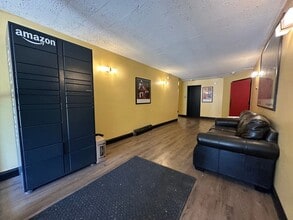 3069 Oakland in Milwaukee, WI - Foto de edificio - Building Photo