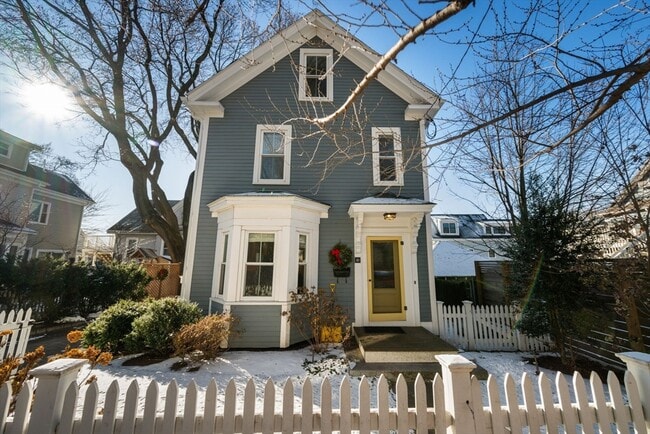 40 Mead St in Somerville, MA - Building Photo - Building Photo