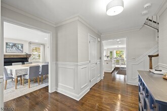 122 Hobart Ave in Millburn, NJ - Building Photo - Building Photo