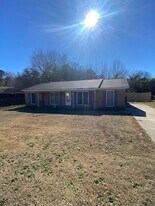 4212 Braddock Dr in Columbus, GA - Building Photo