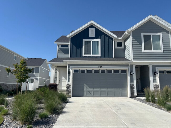property at 1783 E Fall St
