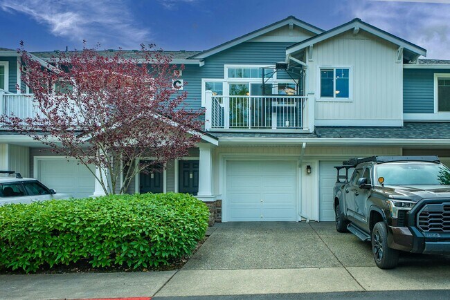 property at 4001 S 211th Pl