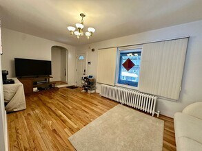 6526 Rosemoor St in Pittsburgh, PA - Building Photo - Building Photo