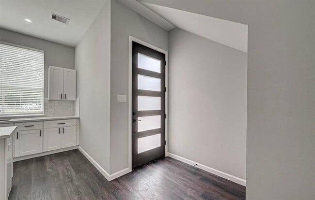 7035 Goforth St in Houston, TX - Building Photo - Building Photo