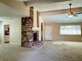 19419 Moonhollow Dr in Houston, TX - Building Photo