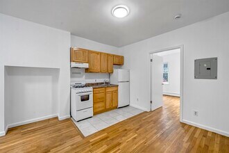 18 Mercer St in Jersey City, NJ - Building Photo - Building Photo