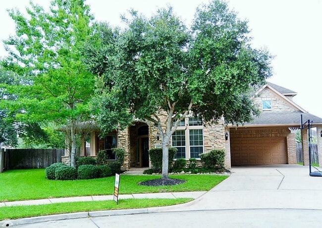 property at 23606 Rollinford Ln
