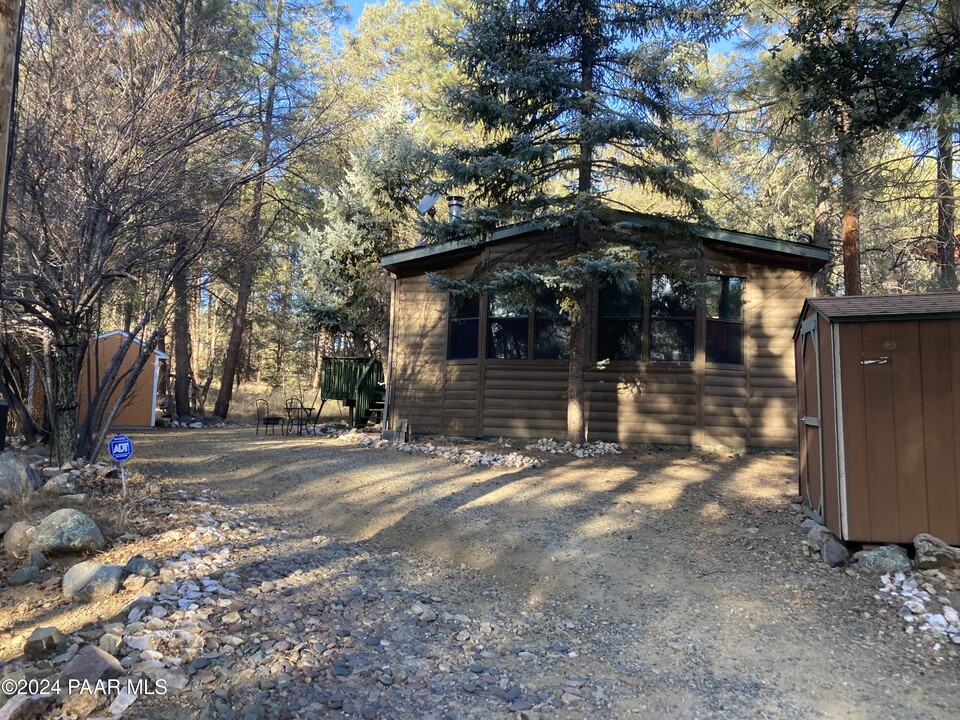 1720 Eric St in Prescott, AZ - Building Photo