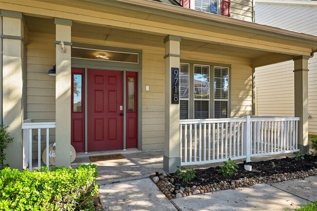 9718 Coyote Creek Dr in Houston, TX - Building Photo - Building Photo