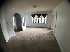 810 S University Ave in Mt. Pleasant, MI - Building Photo - Building Photo