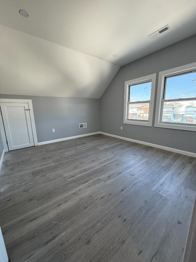 property at 1637 South Ave