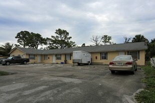 4330 Vermont Ave in Lake Worth, FL - Building Photo