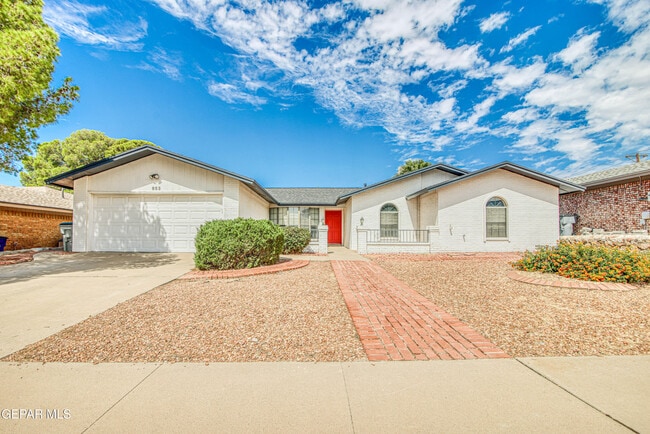 property at 853 El Parque Dr
