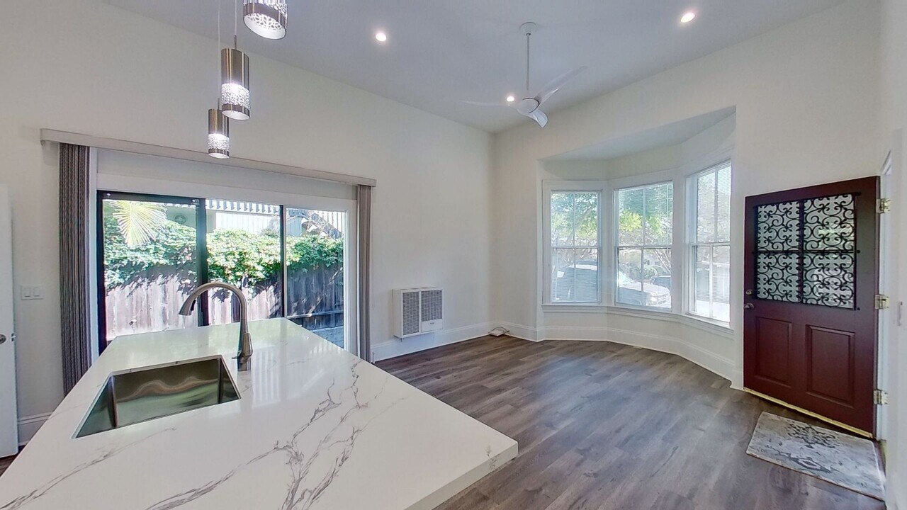 1417 Park Pl-Unit -A in Santa Barbara, CA - Building Photo