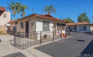 7253 Richfield St in Paramount, CA - Foto de edificio - Building Photo