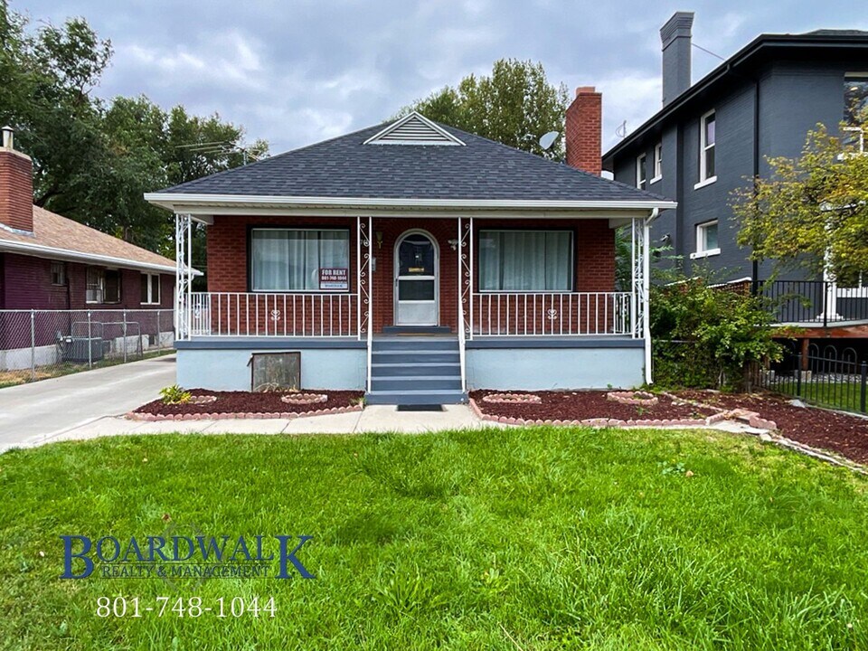 1748 S Main St in Salt Lake City, UT - Building Photo