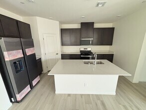 2759 Biana St in Henderson, NV - Building Photo - Building Photo