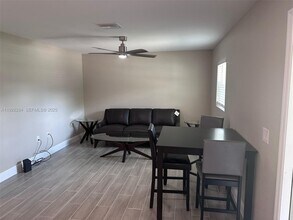 2102 South St in Ft. Myers, FL - Building Photo - Building Photo