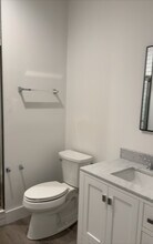 528 Black Rock Tpke, Unit 104 in Fairfield, CT - Foto de edificio - Building Photo