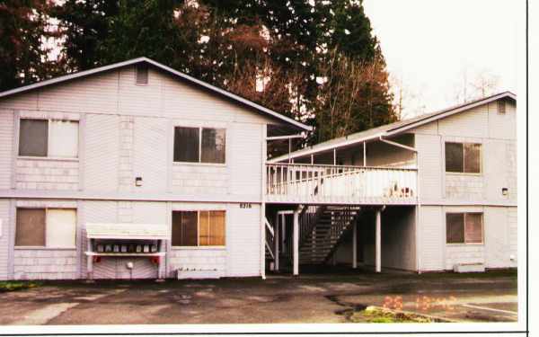 8216 49th Ave W in Mukilteo, WA - Building Photo