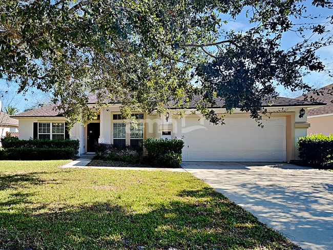 property at 304 W Silverthorn Ln