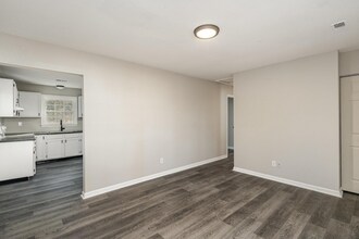 11134 Pine Hill Rd in King George, VA - Building Photo - Building Photo