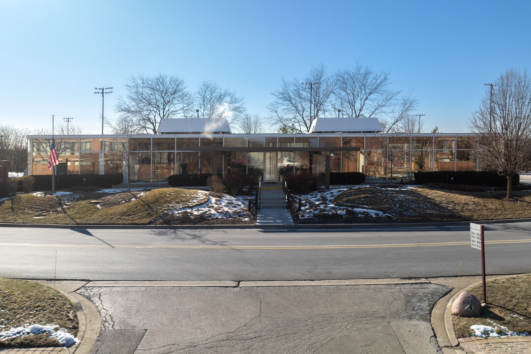 Coromandel in Deerfield, IL - Building Photo