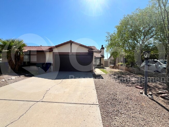 property at 1727 Elm St