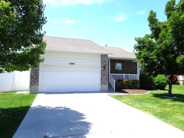 11896 Goldsmith Ct in Herriman, UT - Building Photo