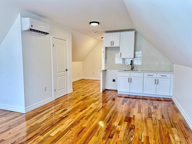 172-07 144th Ave in Queens, NY - Building Photo - Building Photo