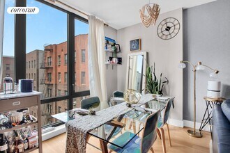 2100 Bedford Ave in Brooklyn, NY - Foto de edificio - Building Photo