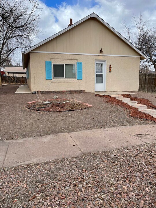 631 Mystic Ave in Canon City, CO - Building Photo