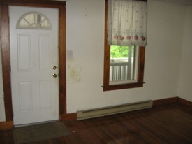 166 North St in Bristol, CT - Building Photo