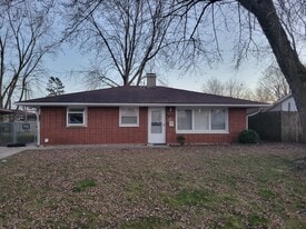 2210 Capri Ave in Joliet, IL - Building Photo