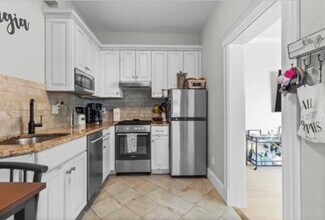 600 Shirley St, Unit 1 in Winthrop, MA - Building Photo - Building Photo