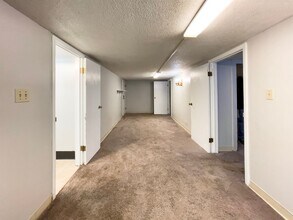 106 N McKinley Ave in Muncie, IN - Building Photo - Building Photo