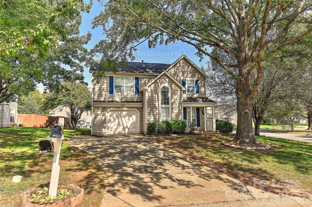 9611 Nancy Marie Ct in Charlotte, NC - Building Photo