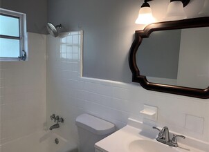 2038 16th Ave S in St. Petersburg, FL - Building Photo - Building Photo